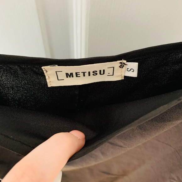 Metisu Embroidered Dress with slip - Picture 8 of 9